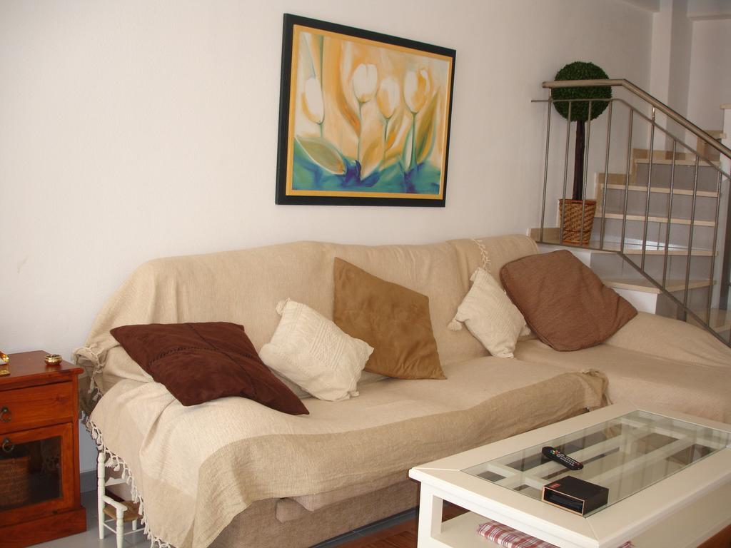 Villamarina Apartments - Zand Properties Бенидорм Стая снимка