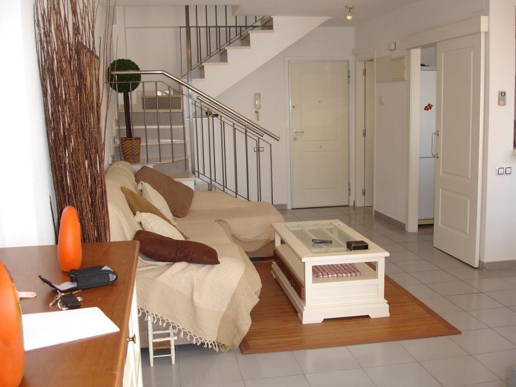 Villamarina Apartments - Zand Properties Бенидорм Стая снимка