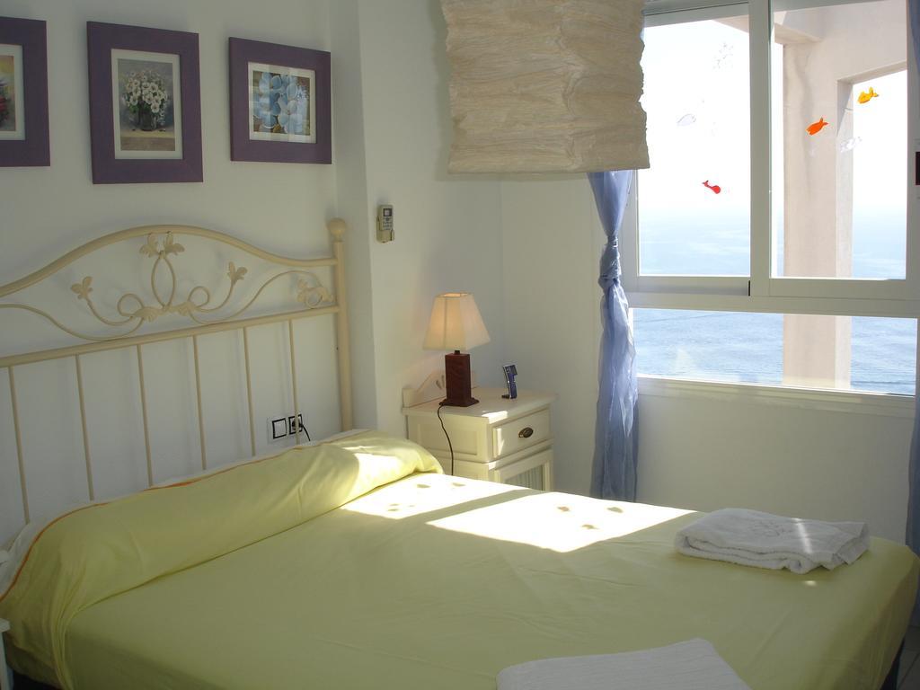 Villamarina Apartments - Zand Properties Бенидорм Стая снимка